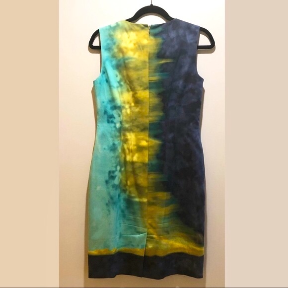 ELIE TAHARI BLUE-YELLOW TIE-DYE OMBRÉ SHIFT DRESS - Picture 4 of 17